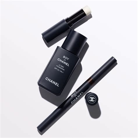 boy de chanel eyeliner|chanel lipstick in boy.